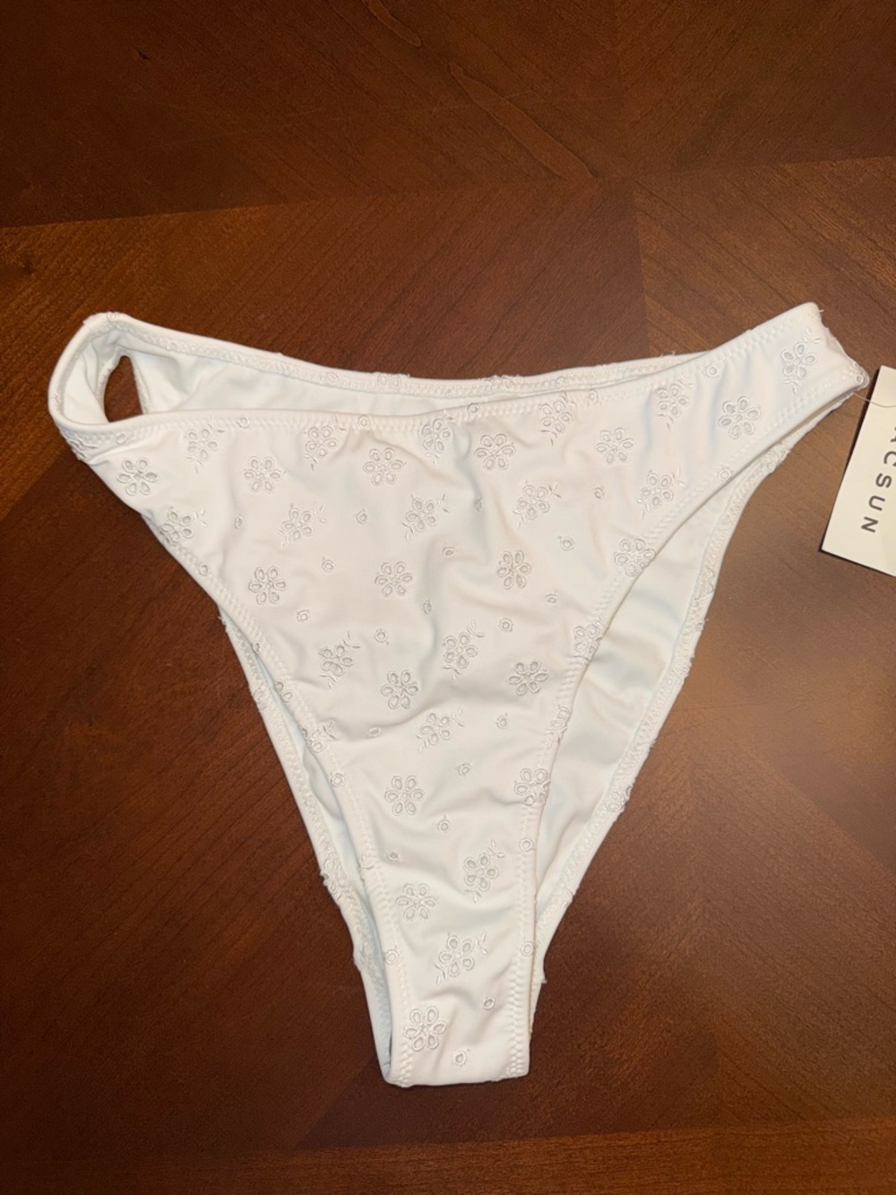 NWT: PacSun Swim White Floral Embroidered Bikini Bottom